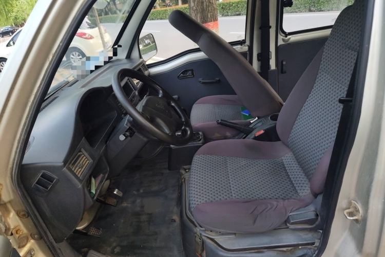 Used Wuling Zhiguang 2013 1.0L Practical Version Left Front Seat