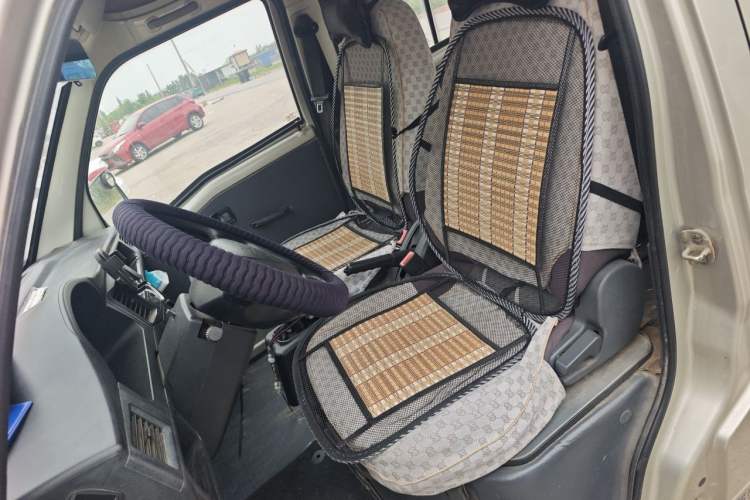 Used Wuling Zhiguang 2013 1.0L Practical Version Left Front Seat