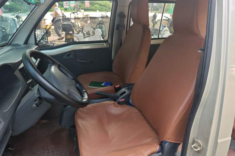 Used Wuling Zhiguang 2013 1.0L Practical Version Left Front Seat