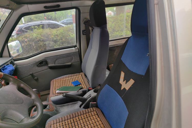 Used Wuling Zhiguang 2013 1.0L Practical Version Left Front Seat