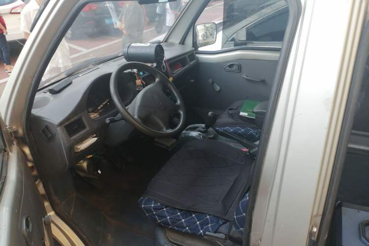 Used Wuling Zhiguang 2013 1.0L Practical Version Left Front Seat