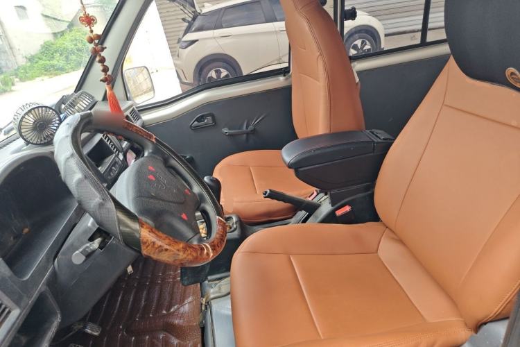 Used Wuling Zhiguang 2013 1.0L Practical Version Left Front Seat