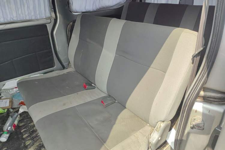 Used Wuling Zhiguang 2013 1.0L Practical Version Left Rear Seat