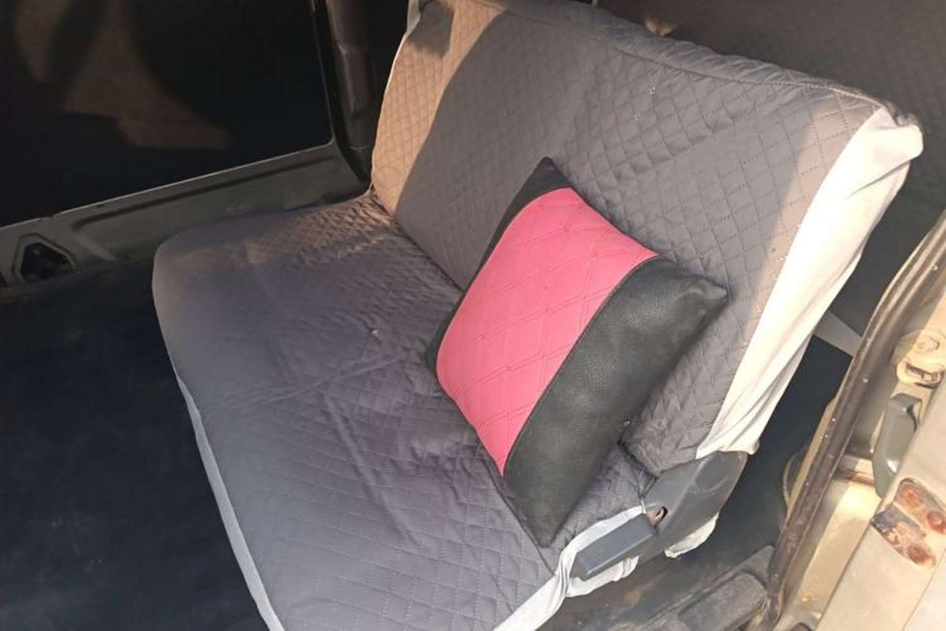 Used Wuling Zhiguang 2013 1.0L Practical Version Left Rear Seat