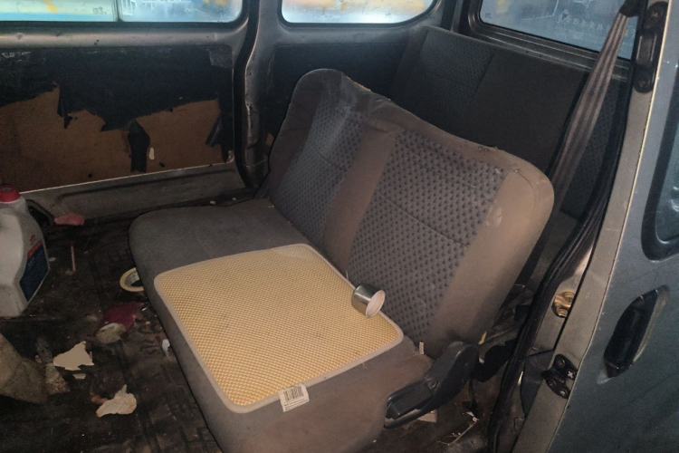 Used Wuling Zhiguang 2013 1.0L Practical Version Left Rear Seat