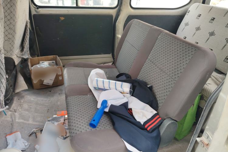 Used Wuling Zhiguang 2013 1.0L Practical Version Left Rear Seat