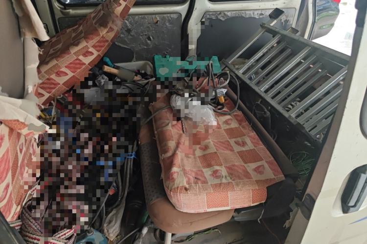 Used Wuling Zhiguang 2013 1.0L Practical Version Left Rear Seat