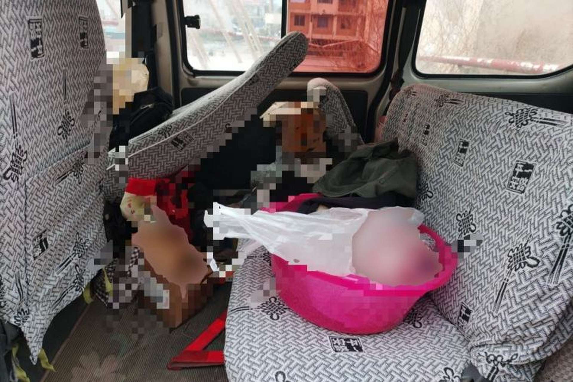 Used Wuling Zhiguang 2013 1.0L Practical Version Left Rear Seat
