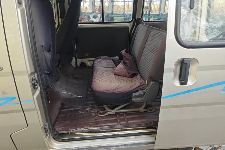 Used Wuling Zhiguang 2013 1.0L Practical Version Left Rear Seat