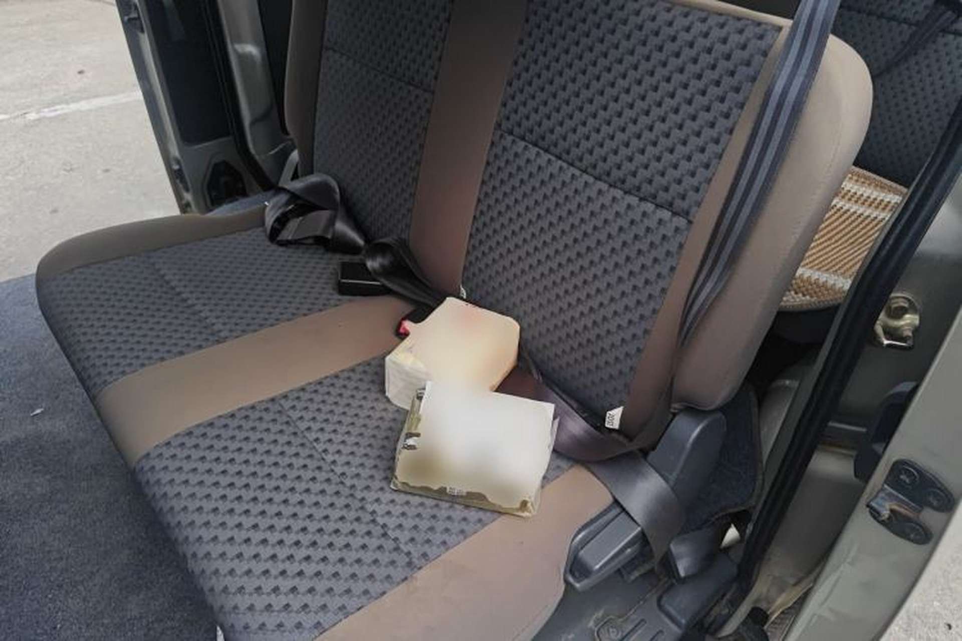 Used Wuling Zhiguang 2013 1.0L Practical Version Left Rear Seat
