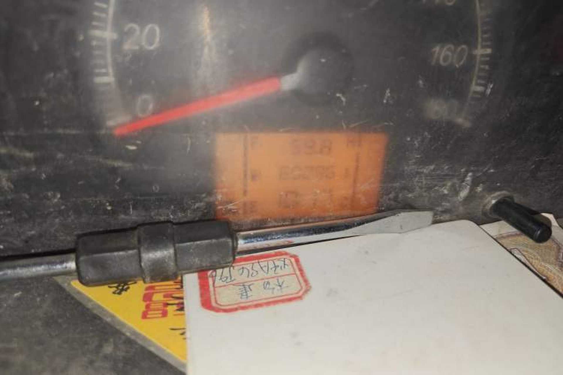Used Wuling Zhiguang 2013 1.0L Base Version Odometer Close Up