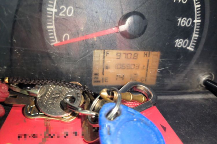 Used Wuling Zhiguang 2013 1.0L Practical Version Odometer Close Up