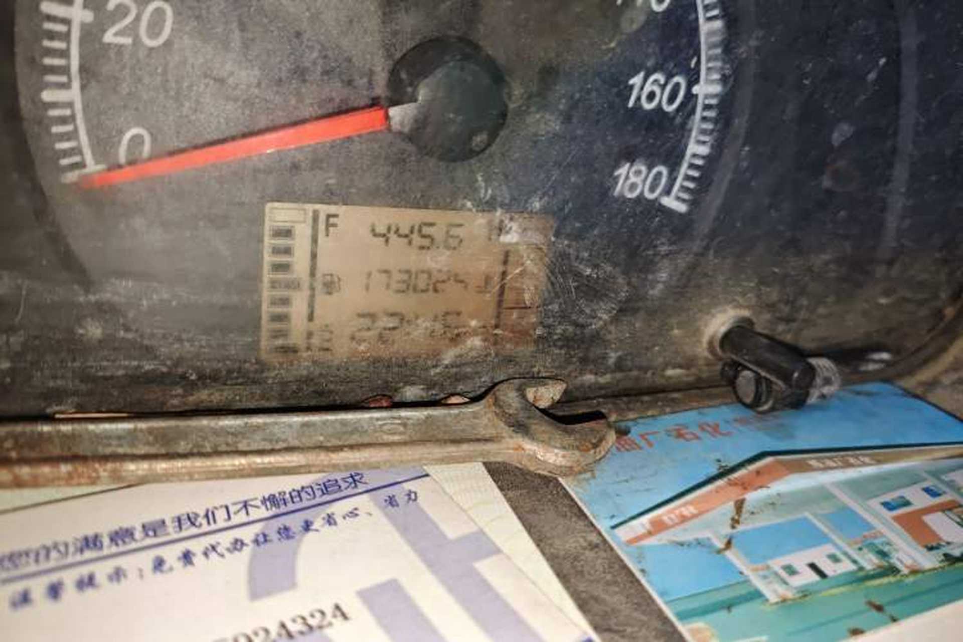 Used Wuling Zhiguang 2013 1.0L Base Version Odometer Close Up