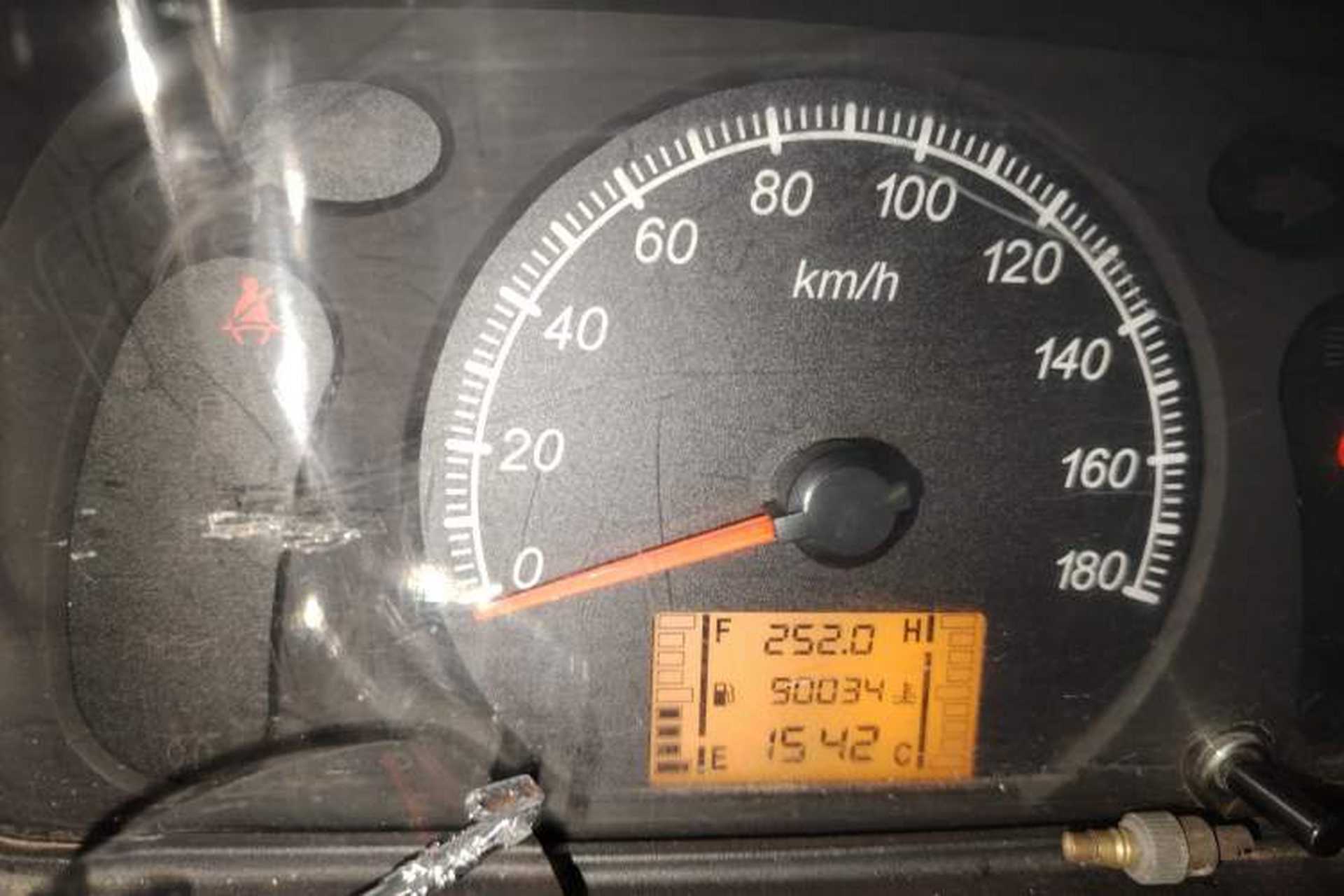 Used Wuling Zhiguang 2013 1.0L Base Version Odometer Close Up