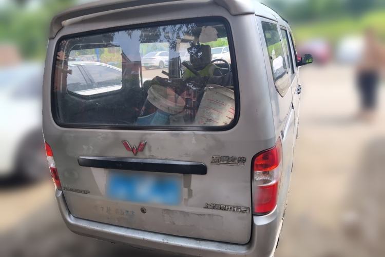 Used Wuling Zhiguang 2013 1.0L Practical Version Rear