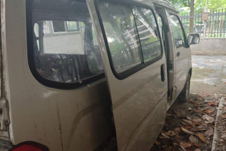 Used Wuling Zhiguang 2013 1.0L Practical Version Rear Right 45 Deg