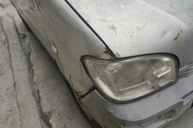 Used Wuling Zhiguang 2013 1.0L Practical Version Right Front Headlight