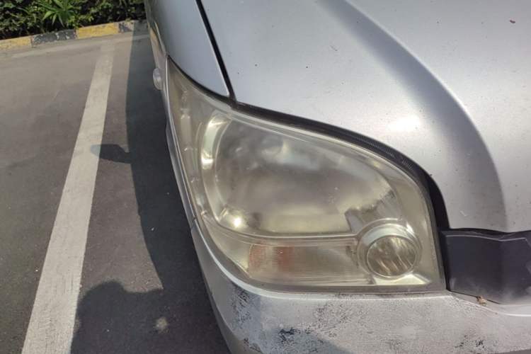 Used Wuling Zhiguang 2013 1.0L Practical Version Right Front Headlight