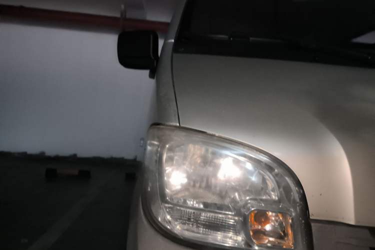Used Wuling Zhiguang 2013 1.0L Practical Version Right Front Headlight