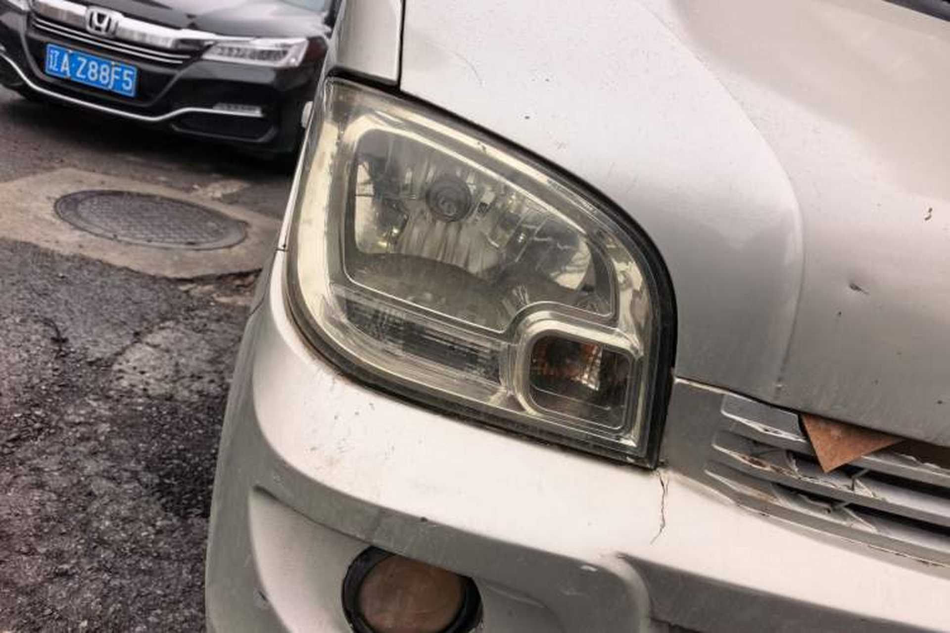 Used Wuling Zhiguang 2013 1.0L Practical Version Right Front Headlight