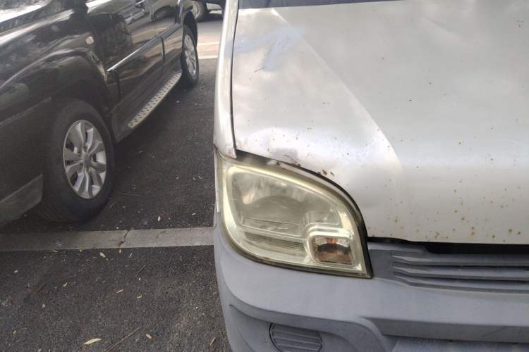 Used Wuling Zhiguang 2013 1.0L Practical Version Right Front Headlight
