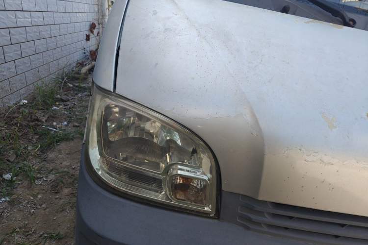 Used Wuling Zhiguang 2013 1.0L Practical Version Right Front Headlight