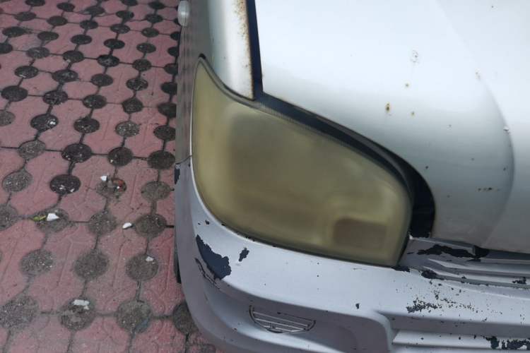 Used Wuling Zhiguang 2013 1.0L Practical Version Right Front Headlight