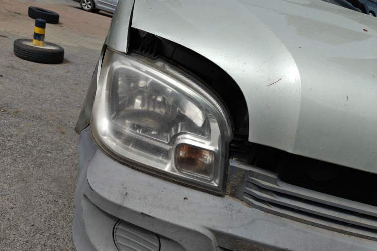 Used Wuling Zhiguang 2013 1.0L Practical Version Right Front Headlight
