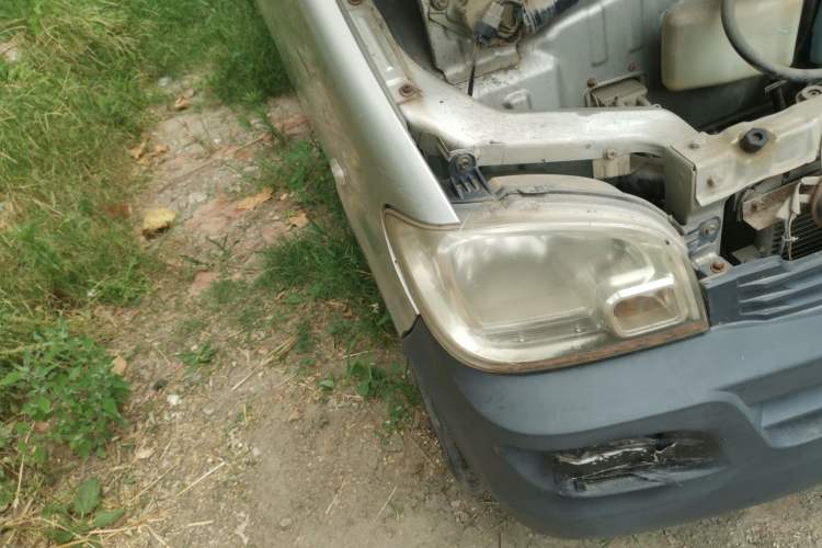 Used Wuling Zhiguang 2013 1.0L Practical Version Right Front Headlight