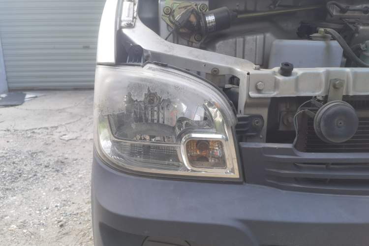 Used Wuling Zhiguang 2013 1.0L Base Version Right Front Headlight