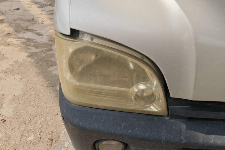 Used Wuling Zhiguang 2013 1.0L Practical Version Right Front Headlight