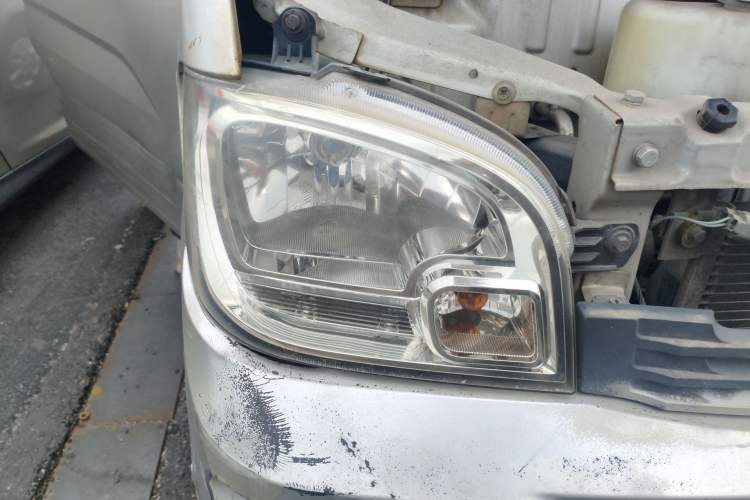 Used Wuling Zhiguang 2013 1.0L Base Version Right Front Headlight