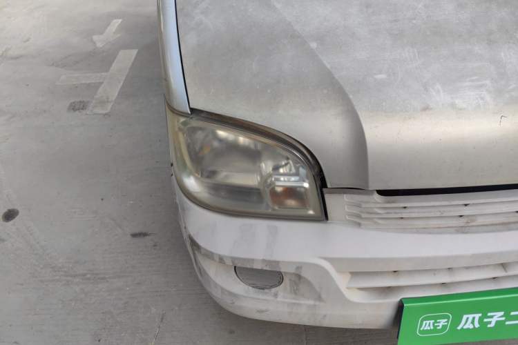 Used Wuling Zhiguang 2013 1.0L Practical Version Right Front Headlight