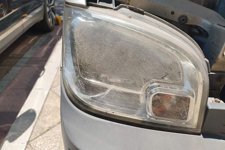 Used Wuling Zhiguang 2013 1.0L Base Version Right Front Headlight