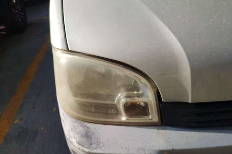 Used Wuling Zhiguang 2013 1.0L Practical Version Right Front Headlight