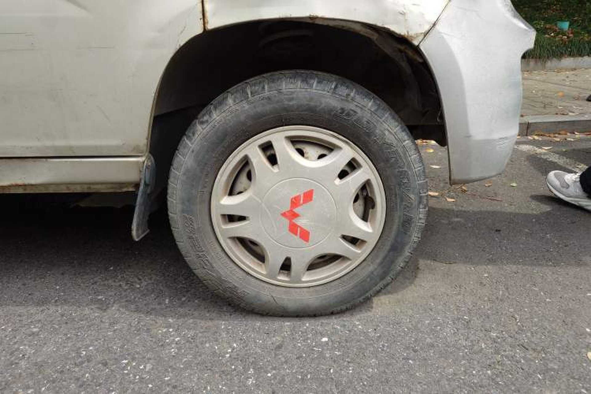 Used Wuling Zhiguang 2013 1.0L Practical Version Right Front Wheel Hub