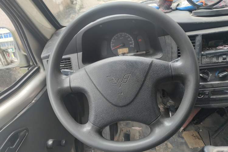 Used Wuling Zhiguang 2013 1.0L Practical Version Steering Wheel