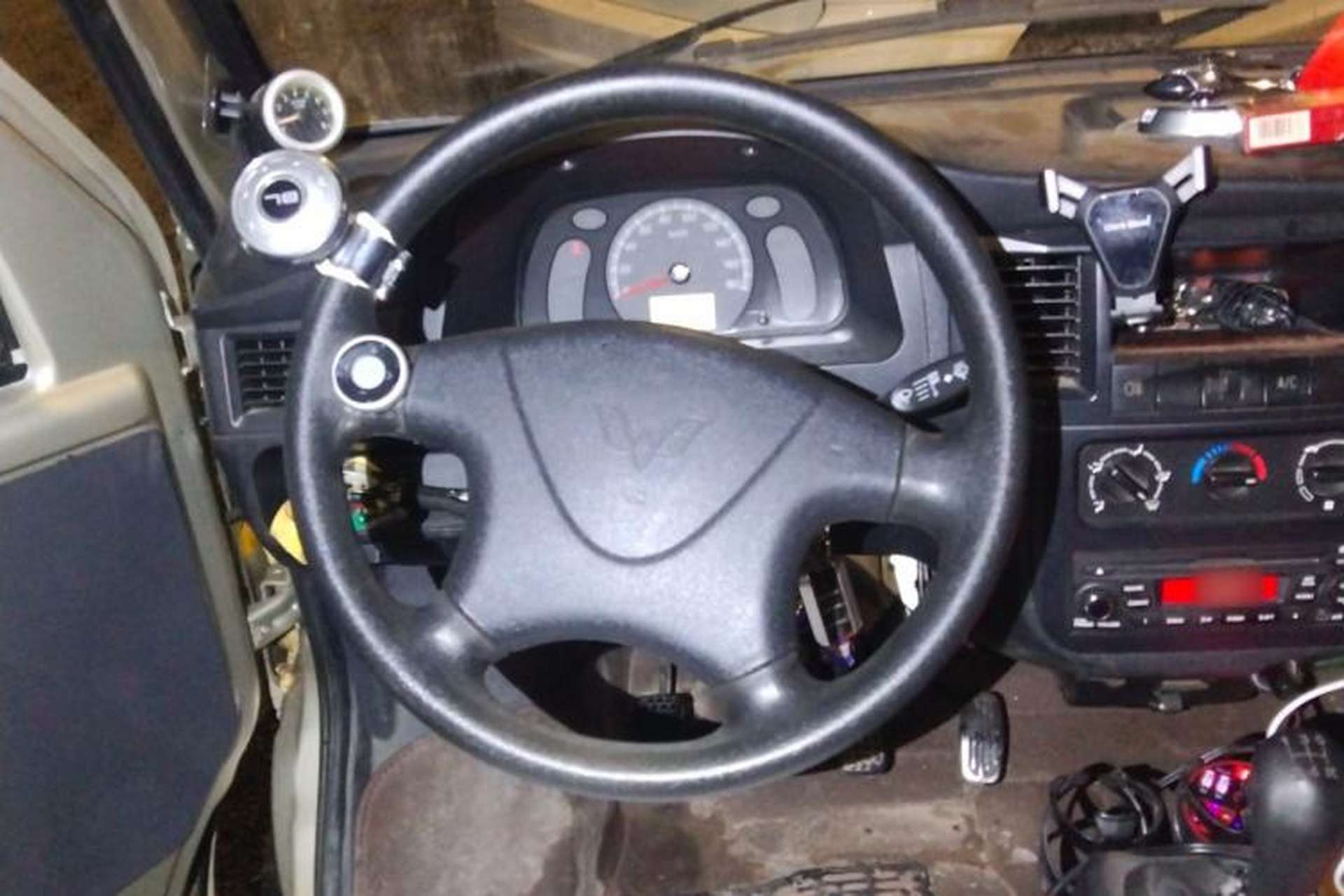 Used Wuling Zhiguang 2013 1.0L Practical Version Steering Wheel
