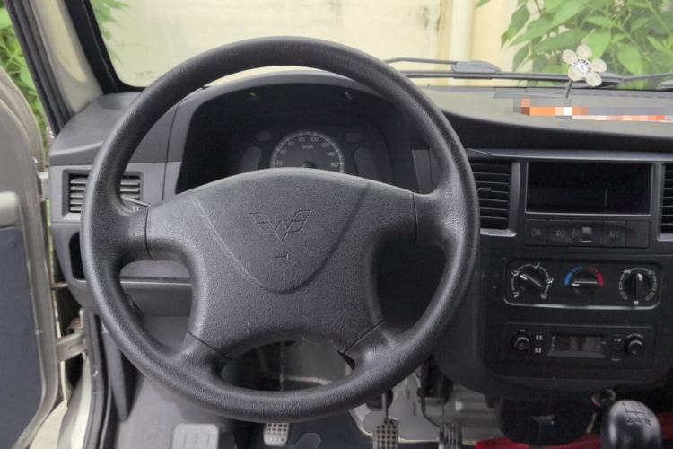 Used Wuling Zhiguang 2013 1.0L Base Version Steering Wheel