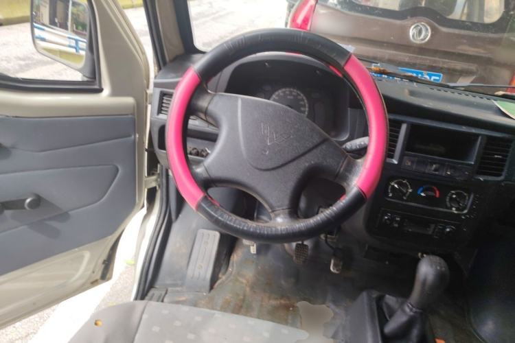 Used Wuling Zhiguang 2013 1.0L Practical Version Steering Wheel