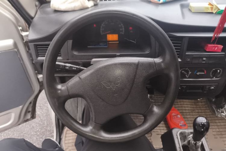 Used Wuling Zhiguang 2013 1.0L Practical Version Steering Wheel