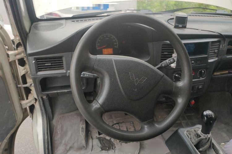 Used Wuling Zhiguang 2013 1.0L Practical Version Steering Wheel