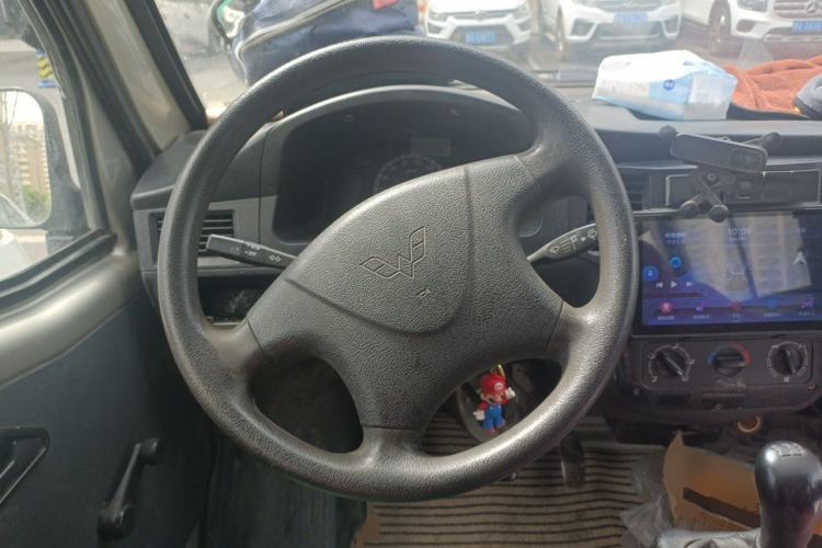 Used Wuling Zhiguang 2013 1.0L Practical Version Steering Wheel