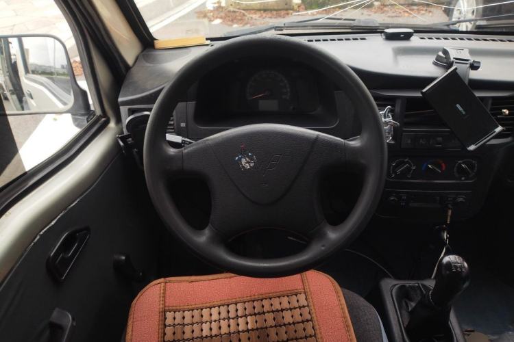 Used Wuling Zhiguang 2013 1.0L Practical Version Steering Wheel