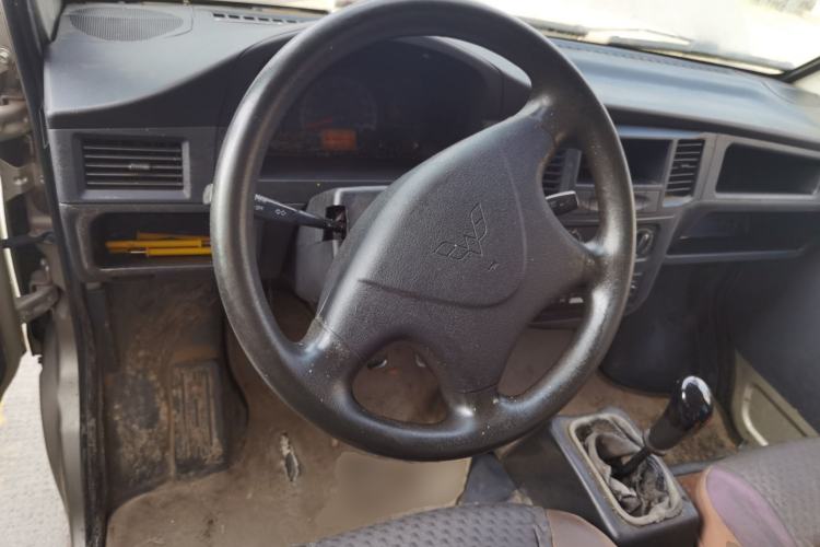 Used Wuling Zhiguang 2013 1.0L Practical Version Steering Wheel