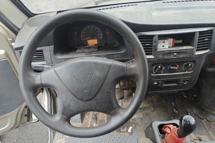 Used Wuling Zhiguang 2013 1.0L Practical Version Steering Wheel