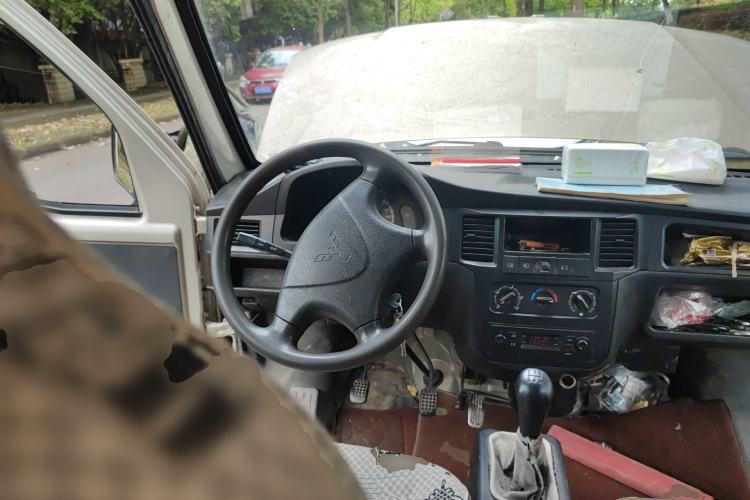 Used Wuling Zhiguang 2013 1.0L Practical Version Steering Wheel