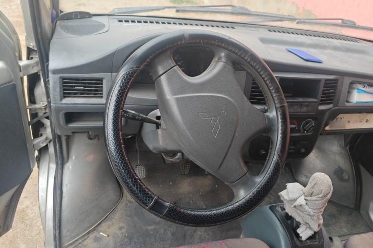 Used Wuling Zhiguang 2013 1.0L Practical Version Steering Wheel