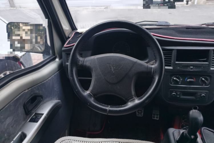 Used Wuling Zhiguang 2013 1.0L Practical Version Steering Wheel