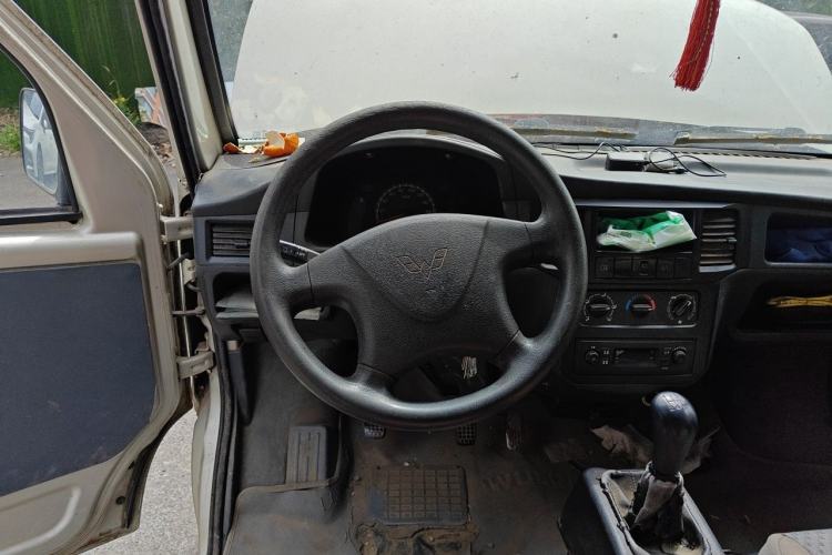 Used Wuling Zhiguang 2013 1.0L Practical Version Steering Wheel